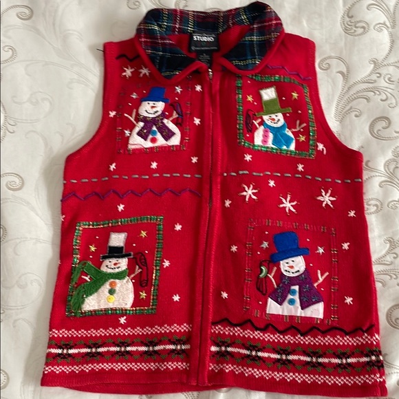 Studio Red Snowman Embroidered Vest - Picture 1 of 2